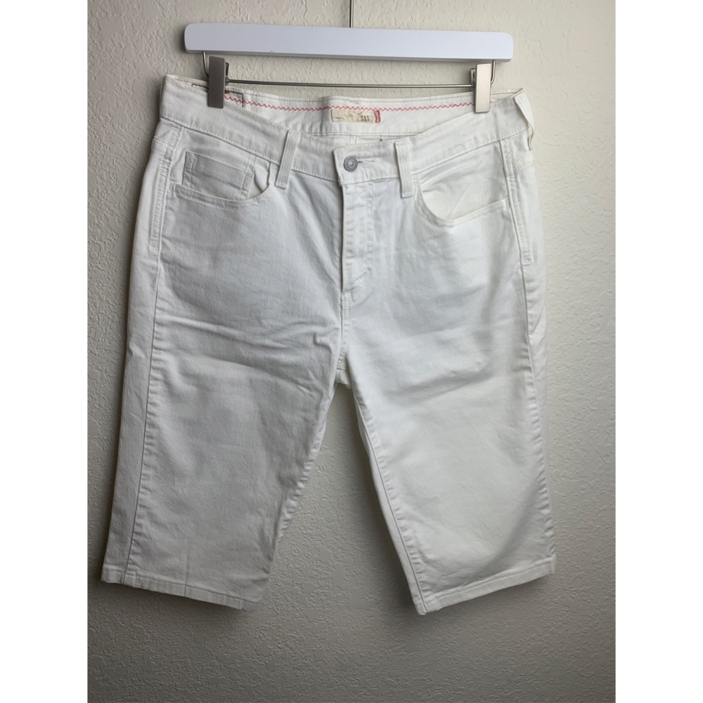Levi’s Capri’s shorts white size 10